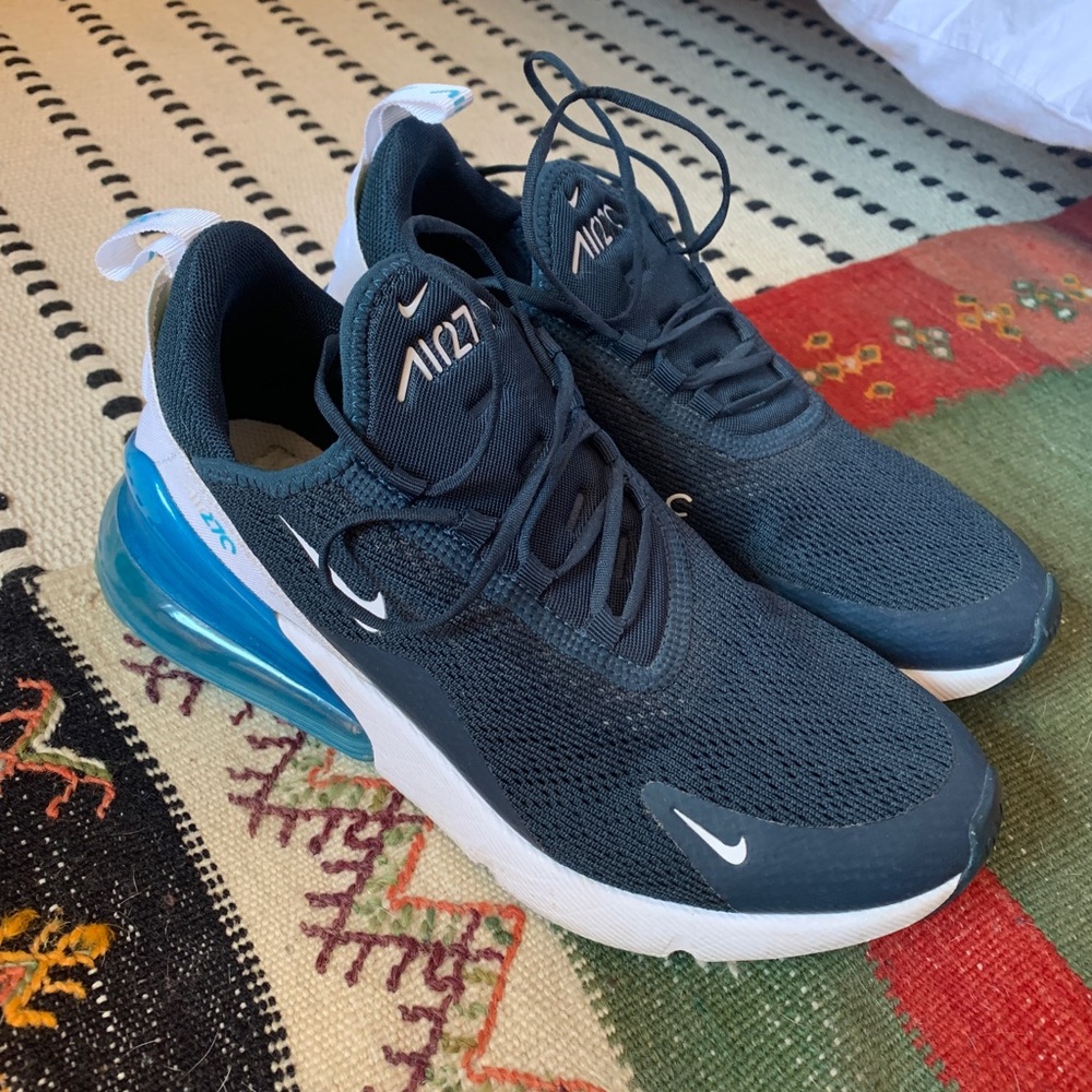 Women’s Nike Airmax 270